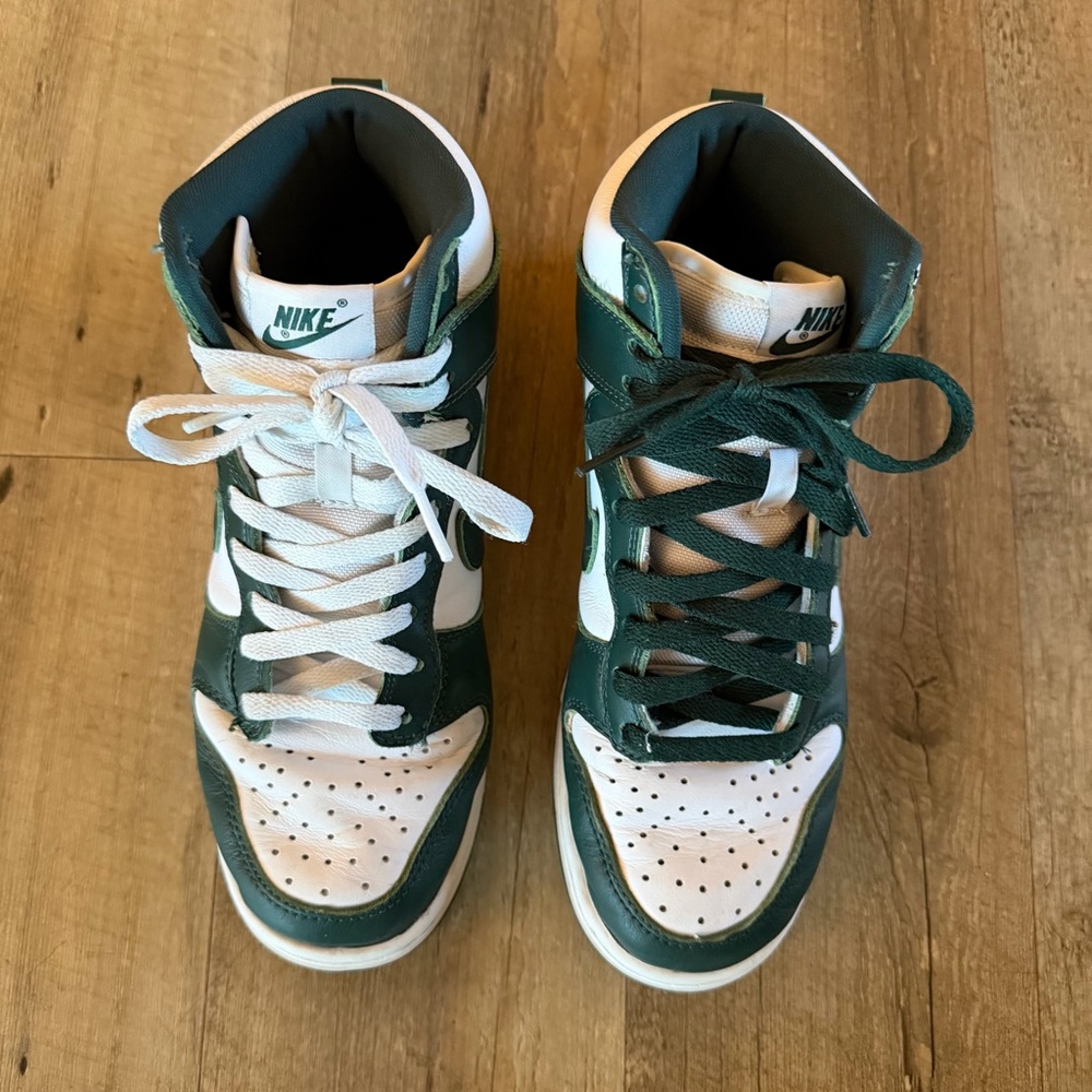 Nike Dunk High SP | Spartan Green - Picture 2 of 9